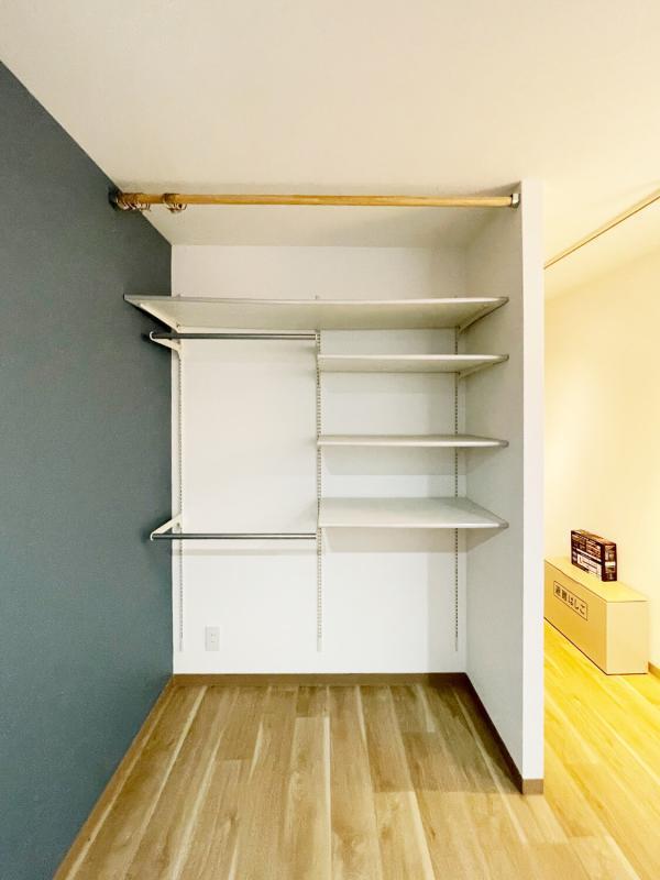 嬉しい収納付きです。