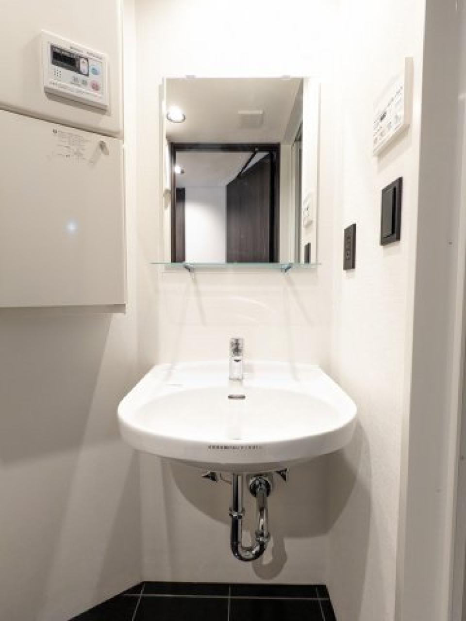 シンプルな洗面台です。