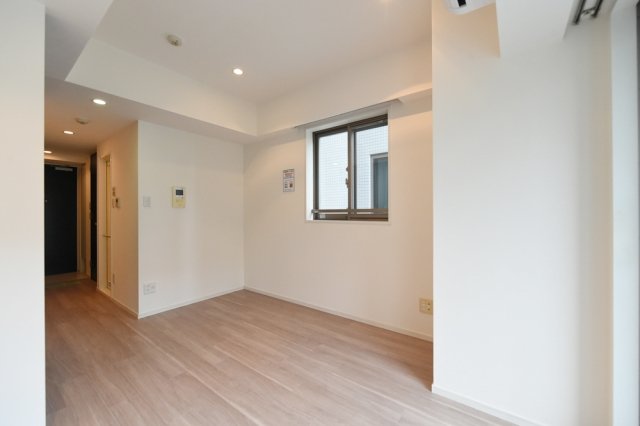 小窓があると、換気がしやすいのであると何かと便利です！