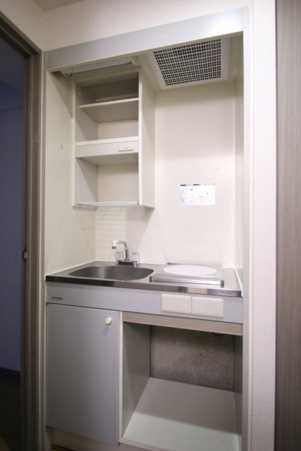 一口のIHコンロが導入されています。