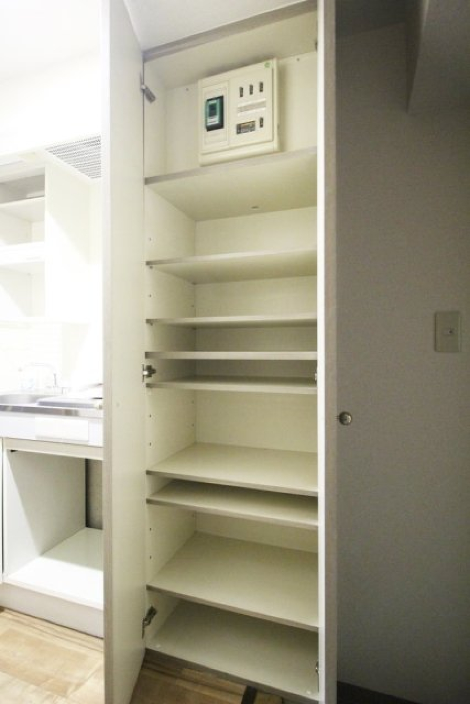 シューズボックスを開けた時の様子。