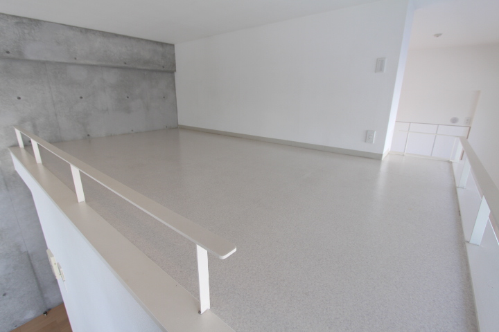 ロフトもスペースがあるので、広々と使えます。