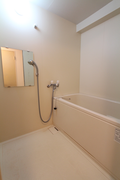 ナチュラルな浴室空間。※参考写真