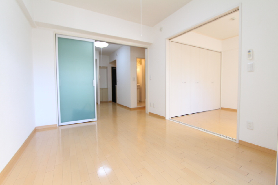 ６帖の洋室です。※参考写真