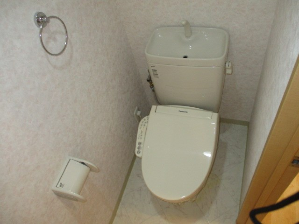 ウォシュレットついてます！