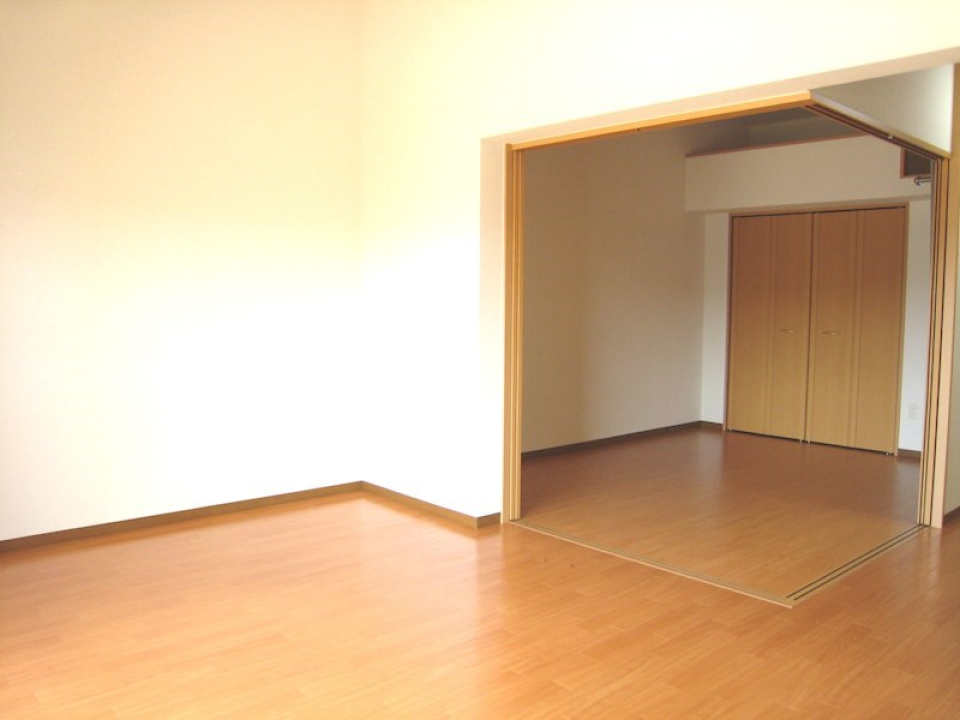 寝室とリビングを引戸で仕切ることもできます