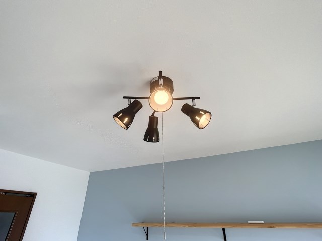 オシャレな照明付き