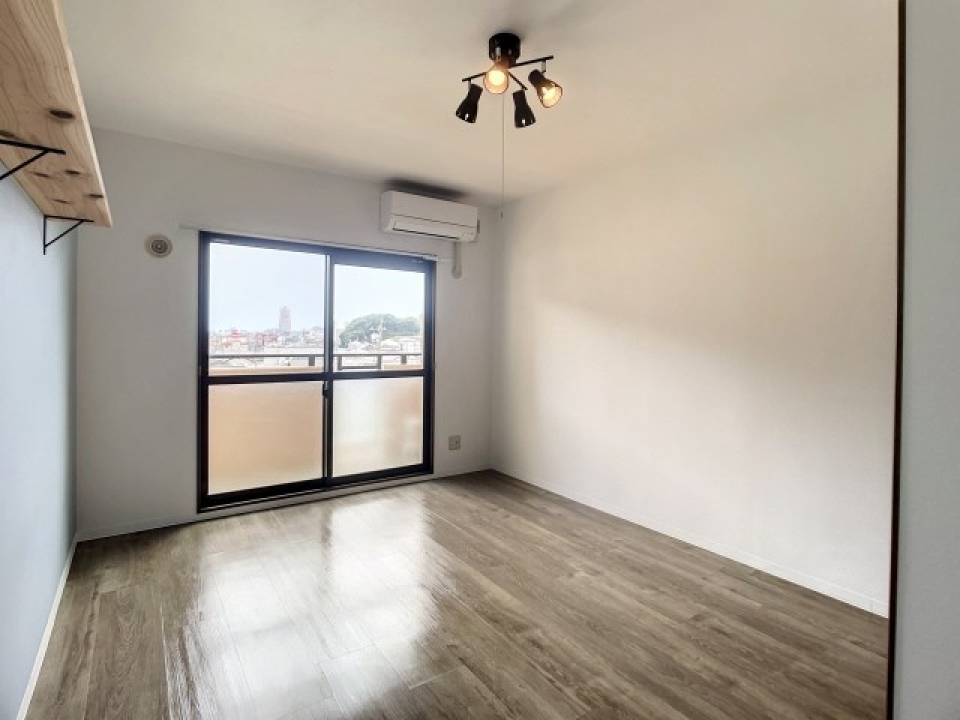 眺望良好なリビング　9帖