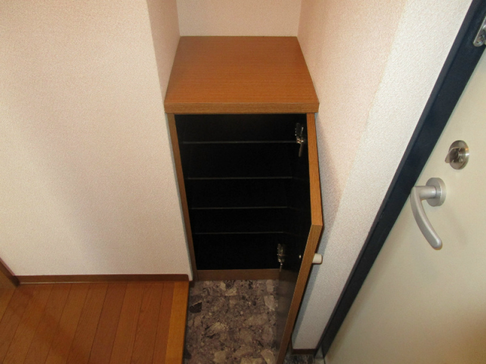 シューズボックス