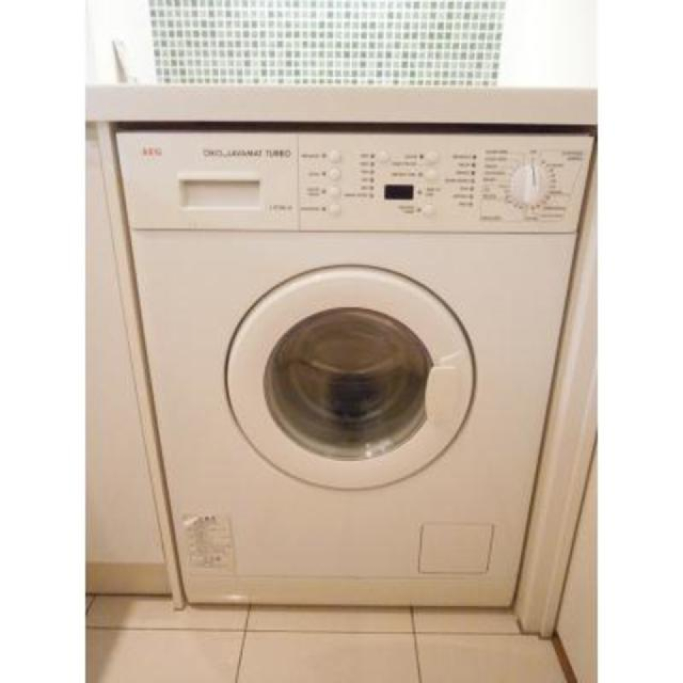 洗濯機が付いています。※写真は同タイプ住戸です。