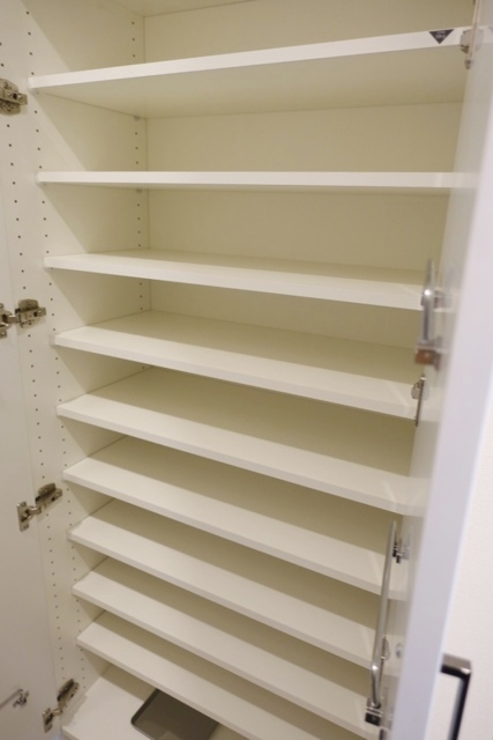 嬉しいシューズボックス付きです。
※写真は同タイプ住戸です。