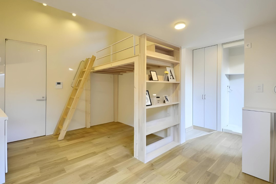 ロフト付きのワクワク空間！