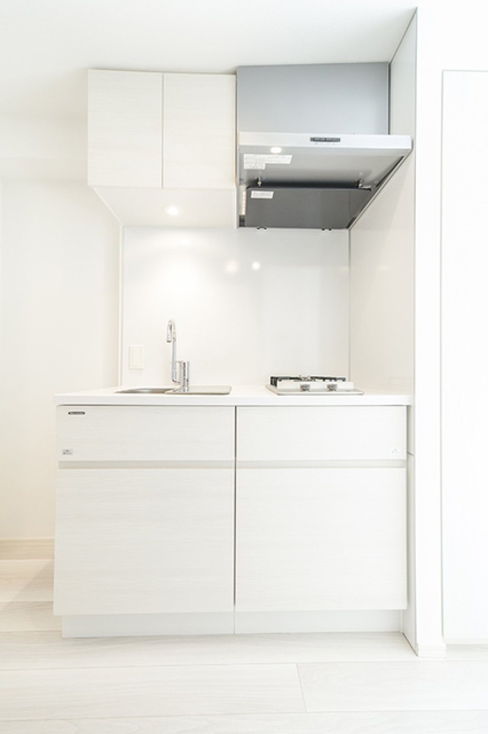 ２口のガスコンロが設置されています。※写真は同タイプ住戸です。