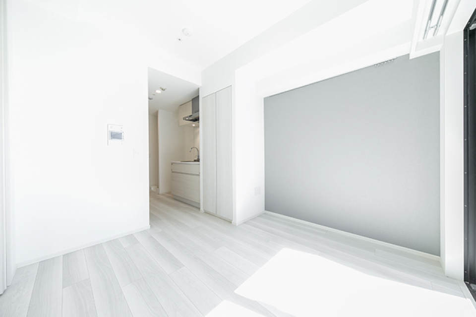 明るい陽射しが入った時の様子。※写真は同タイプ住戸です。