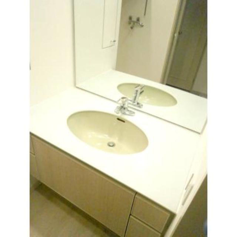 独立洗面台です。※写真は同タイプ住戸です。