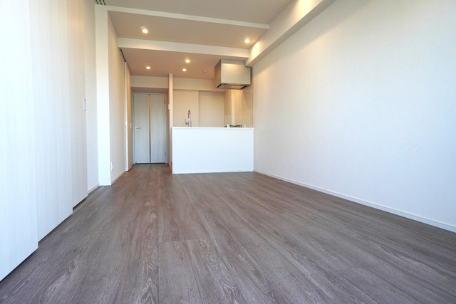 奥にカウンターキッチンがあります。
※写真は同タイプ住戸です。