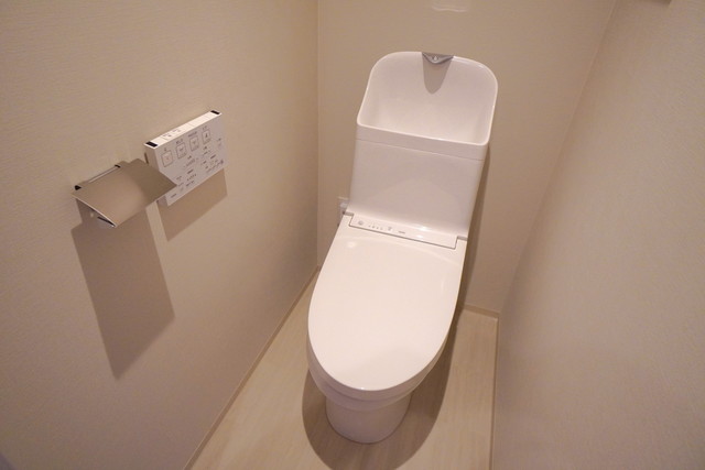 シンプルなトイレです。
※写真は同タイプ住戸です。