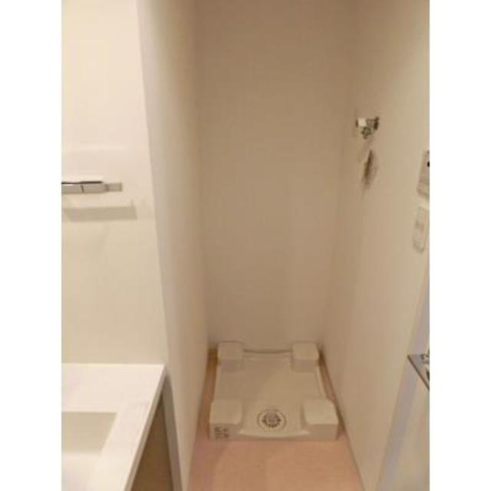 室内洗濯機置き場です。
※写真は同タイプ住戸です。