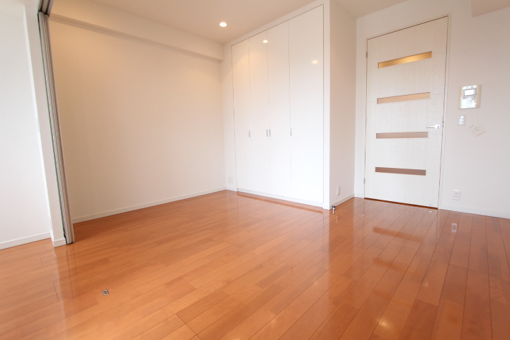 嬉しいクローゼット付きです。
※参考写真