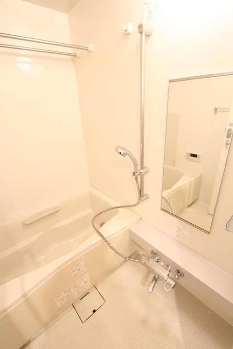 浴室です。シンプルな造りです。
※参考写真