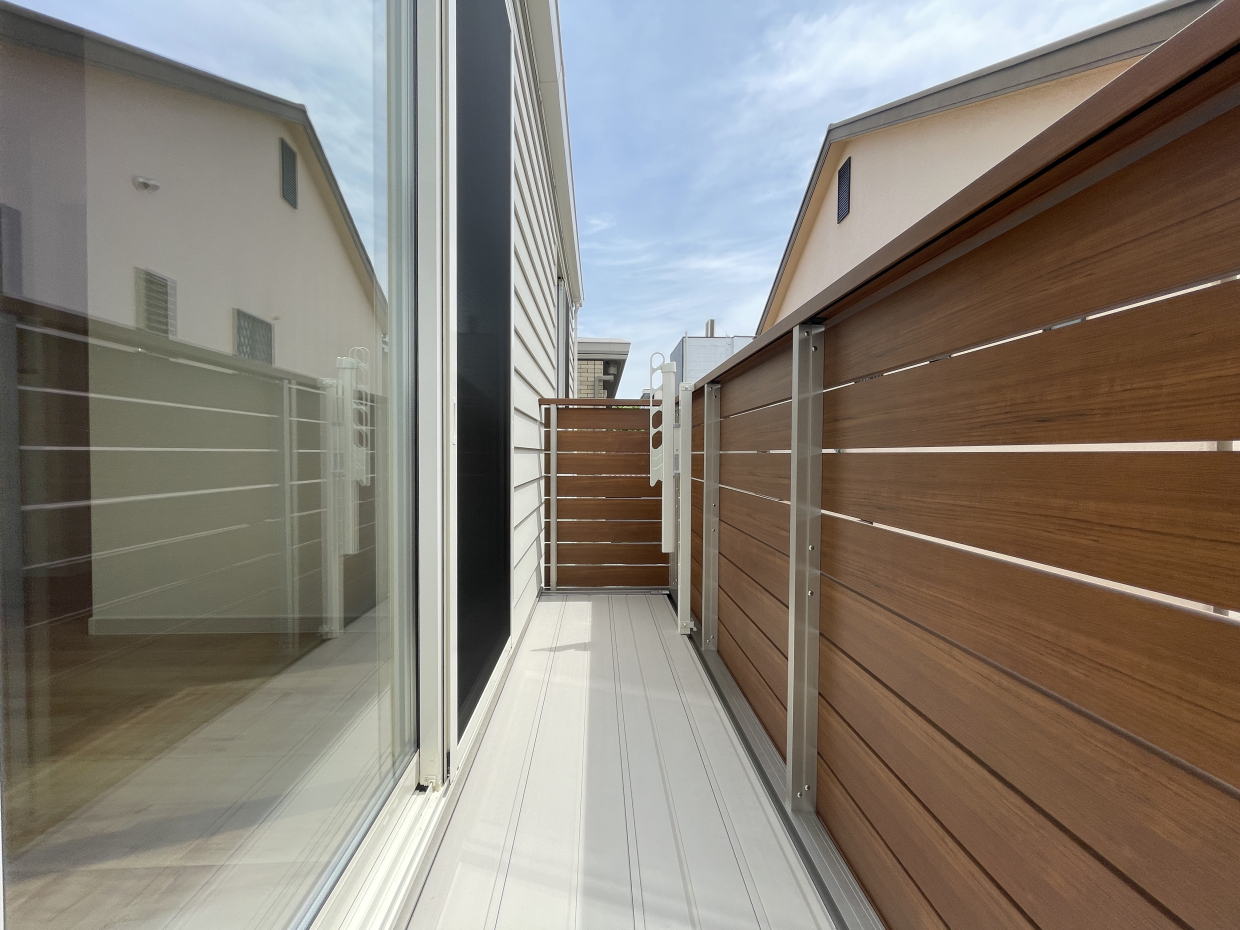 ベランダもあって陽当たり良好