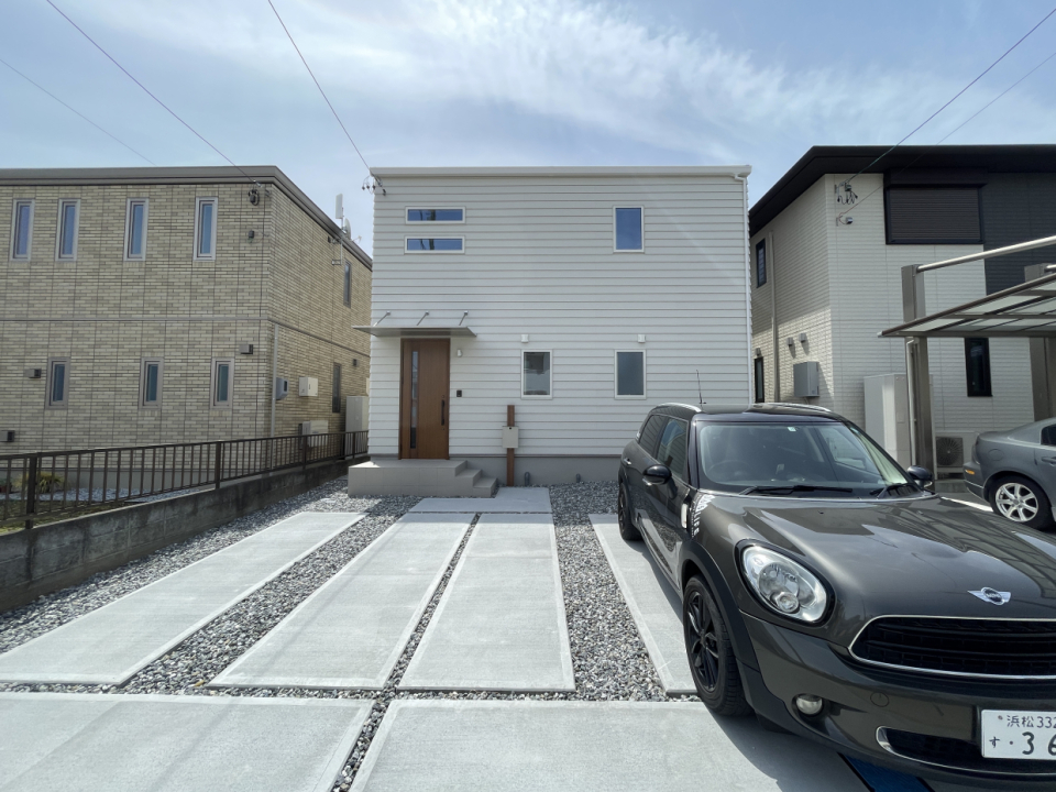 駐車場も3台付きです！！