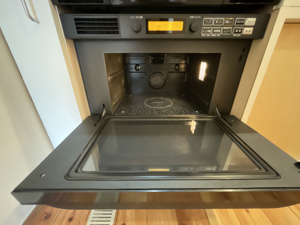 なんとオーブン付き！！パンやグラタンなど料理が楽しくなりそう