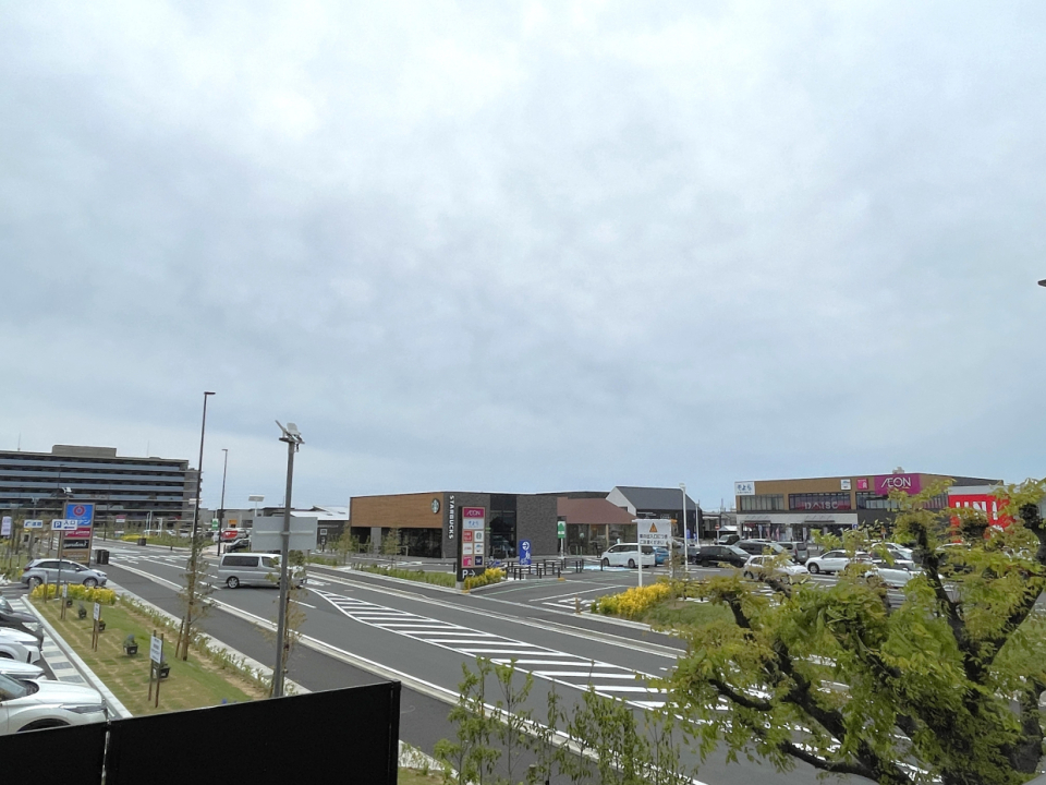 お部屋からスタバも見えて、いつでもおでかけ楽々