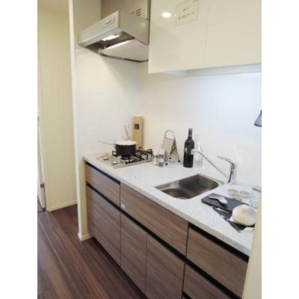 キッチンです。
※写真は同タイプ住戸です。装飾品はイメージです。