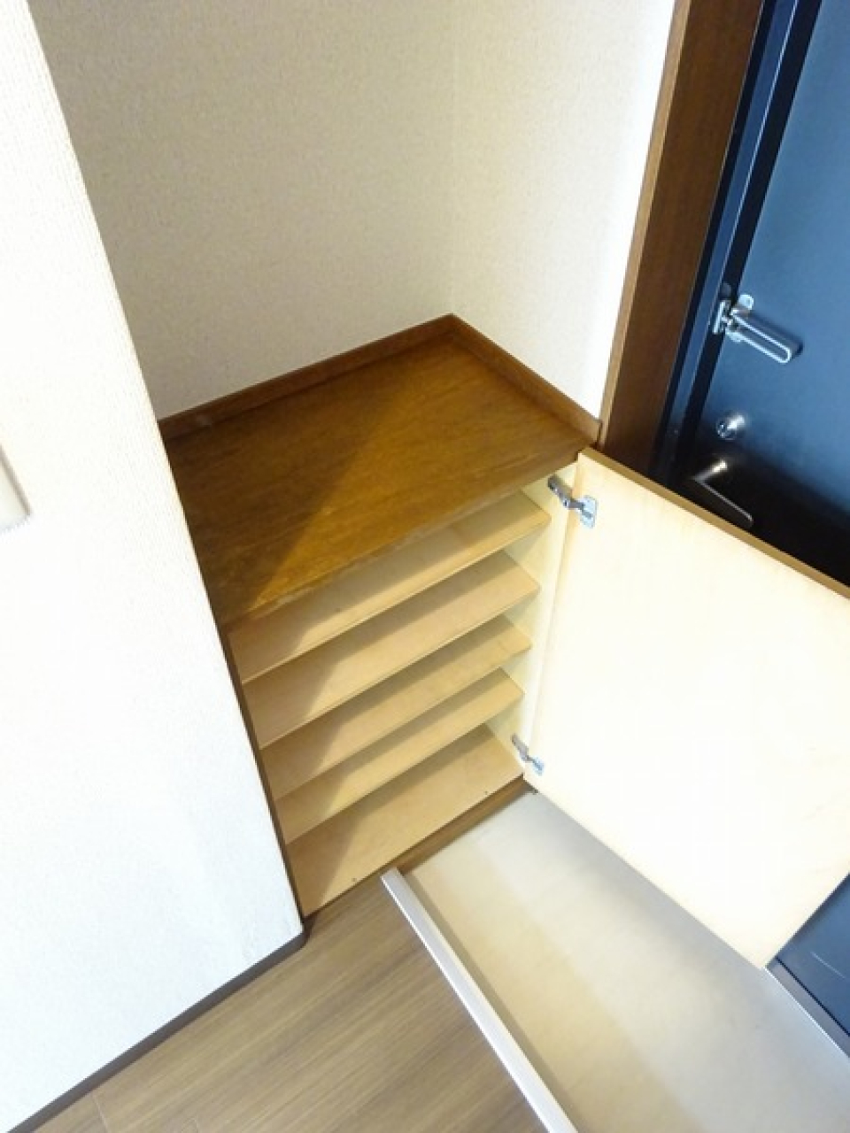 シューズボックス