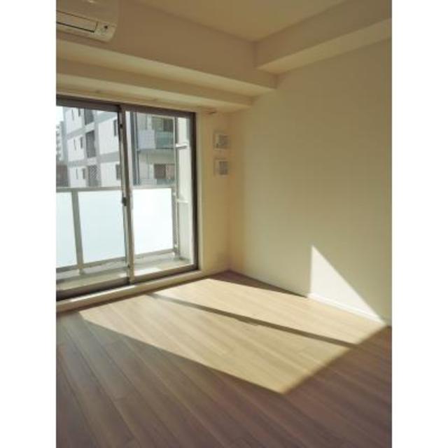 9.3帖の洋室です。
※写真は同タイプ住戸です。