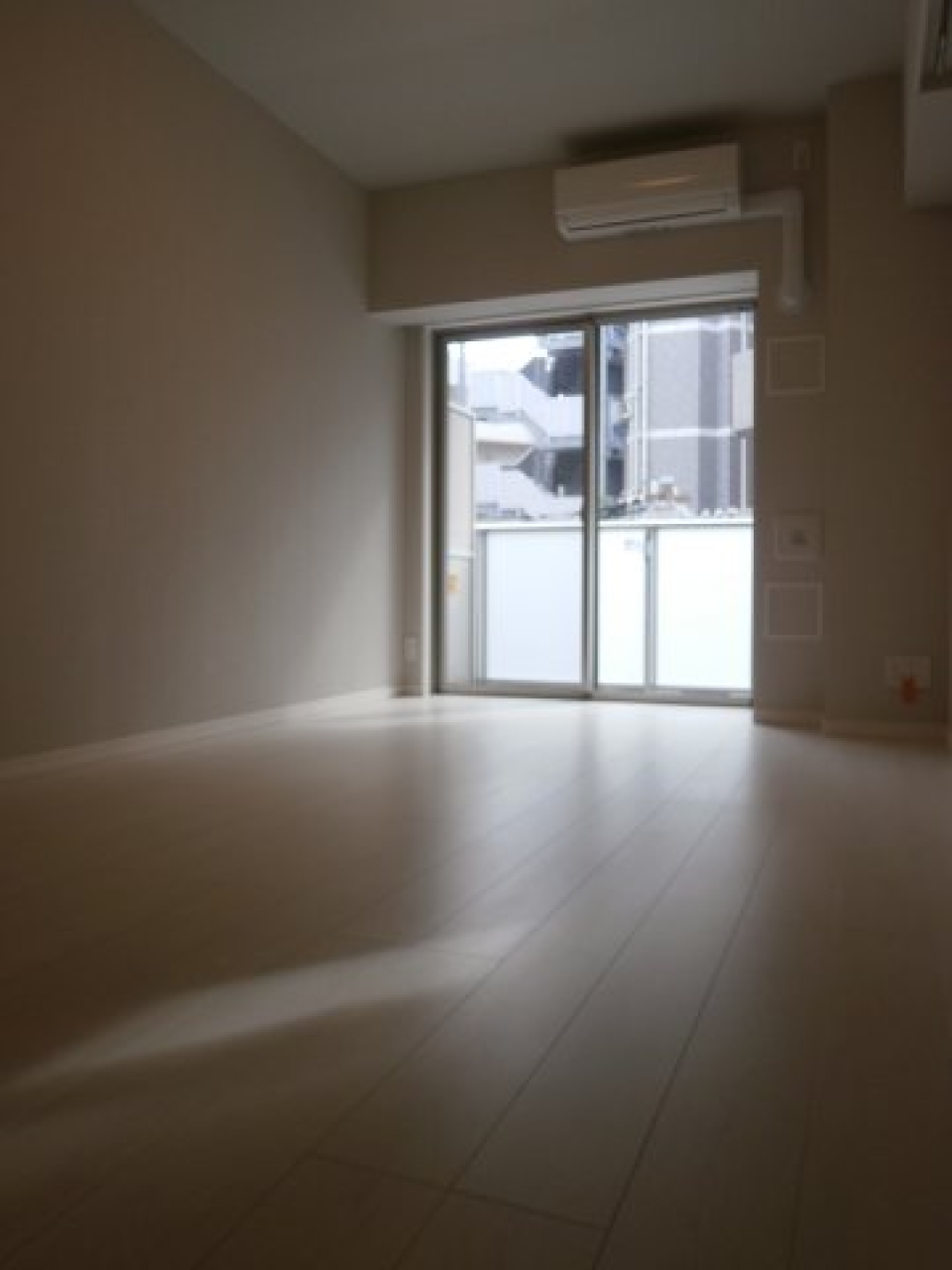 角部屋なので音があまりきになりません。