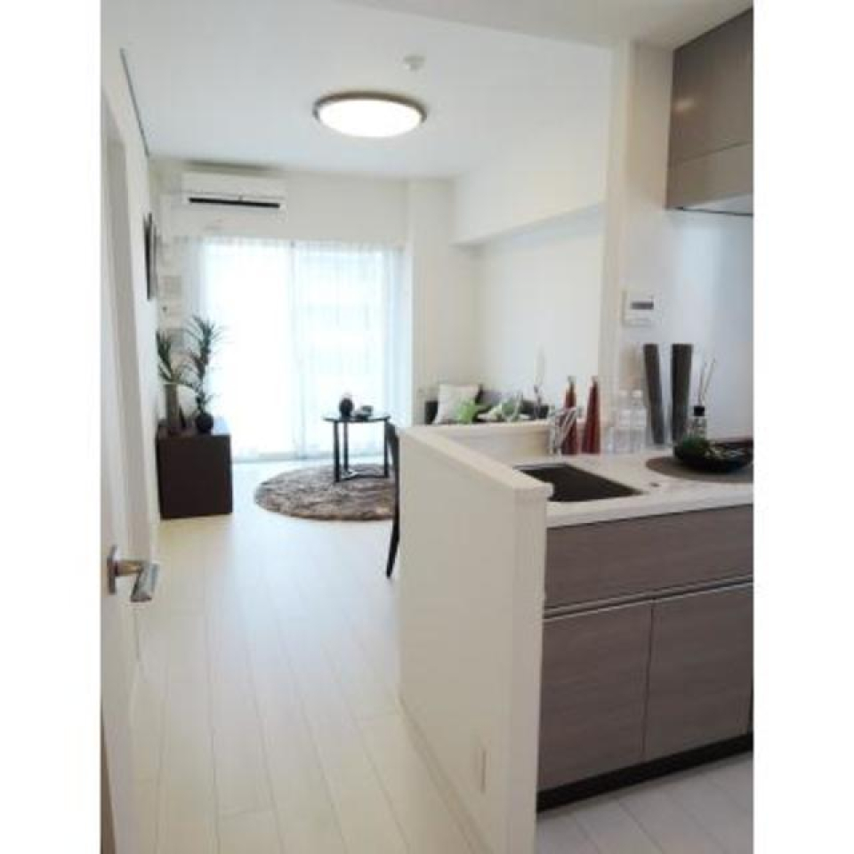 11.1帖のリビングダイニングです。
※写真は同タイプ住戸です。装飾品はイメージです。