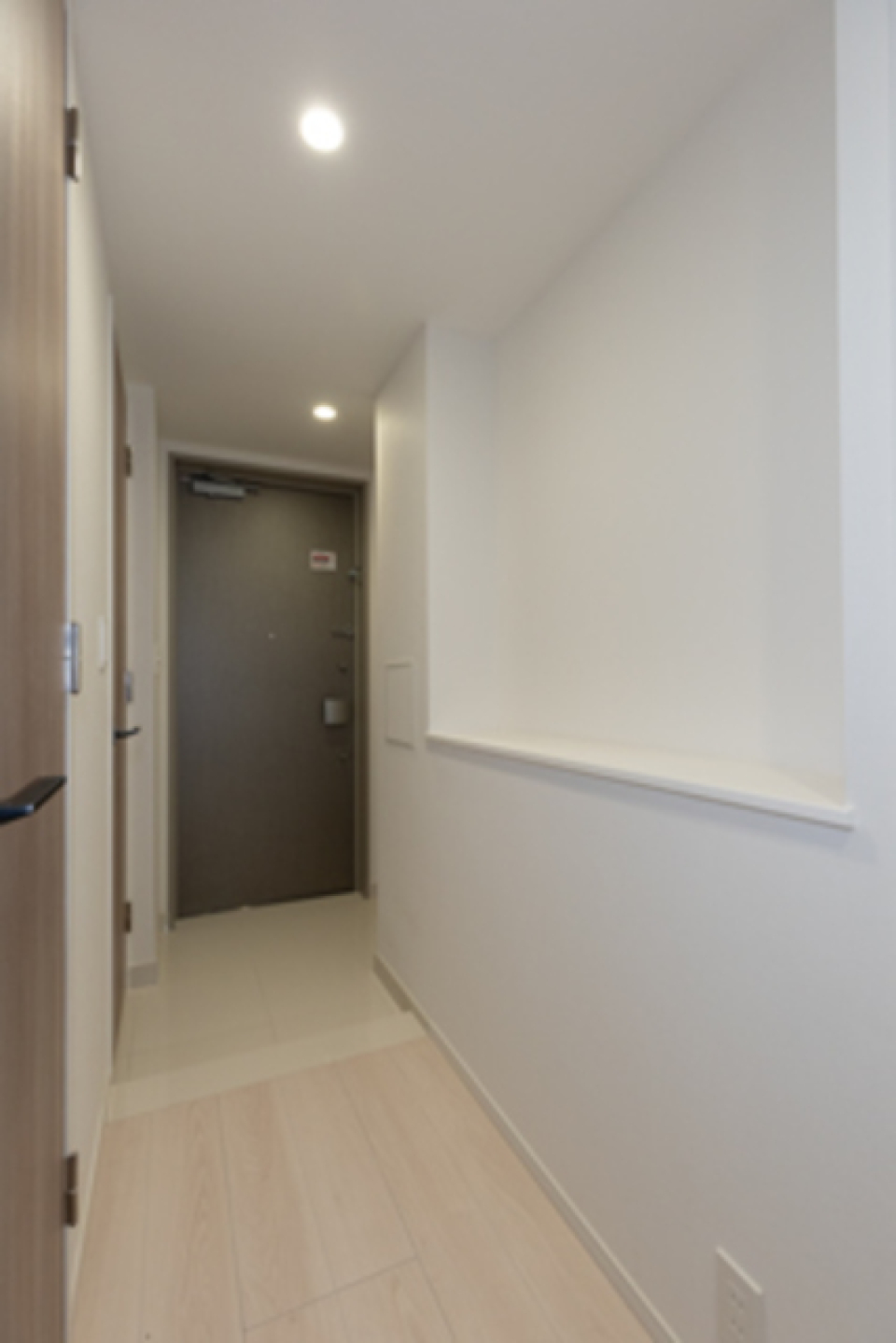 玄関の様子です。
※写真は同タイプ住戸です。