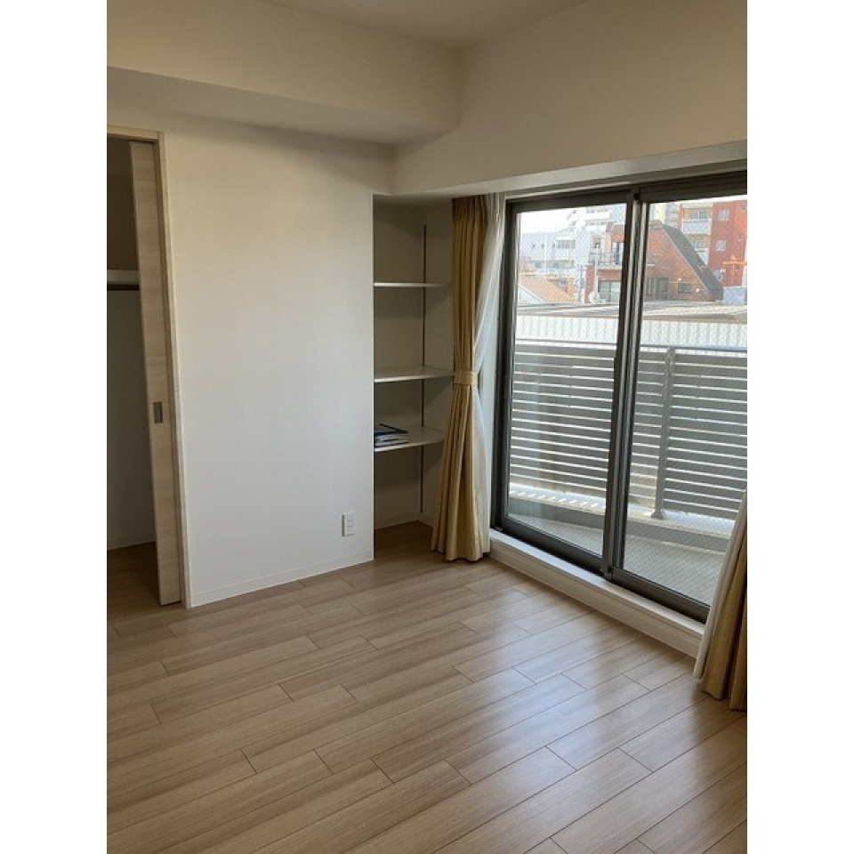 ７．５帖の洋室です。