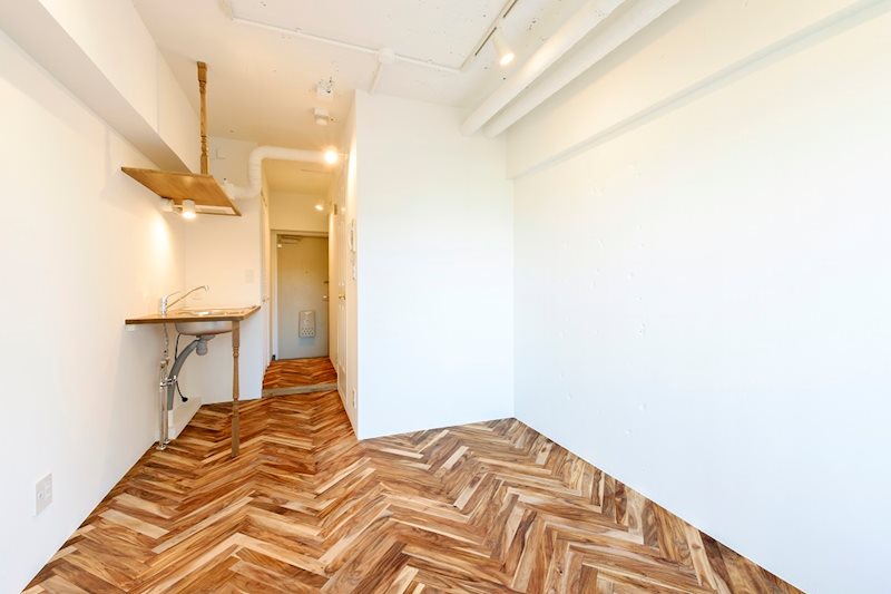 アパレルショップのような雰囲気を持つ、洗練された大人の上品さ溢れるシャビーシックな空間。