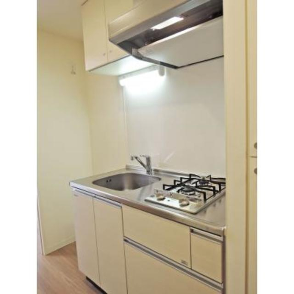 ２口のガスコンロが設置されています。※写真は同タイプ住戸です。