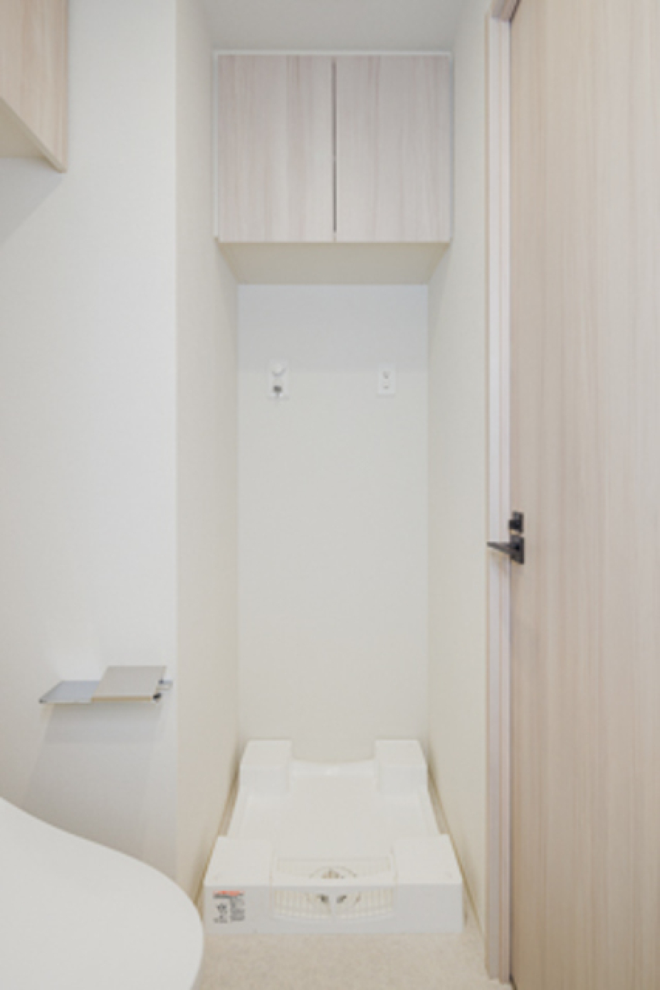 室内洗濯機置き場です。
※写真は同タイプ住戸です。