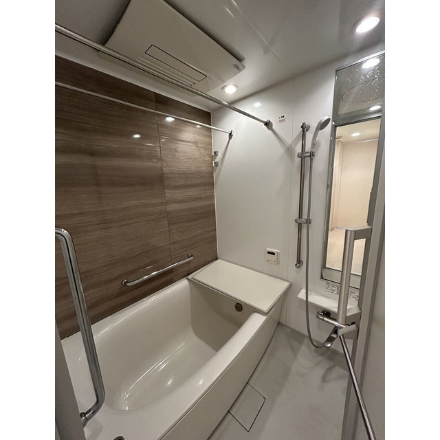 浴室です。モダンな雰囲気です。