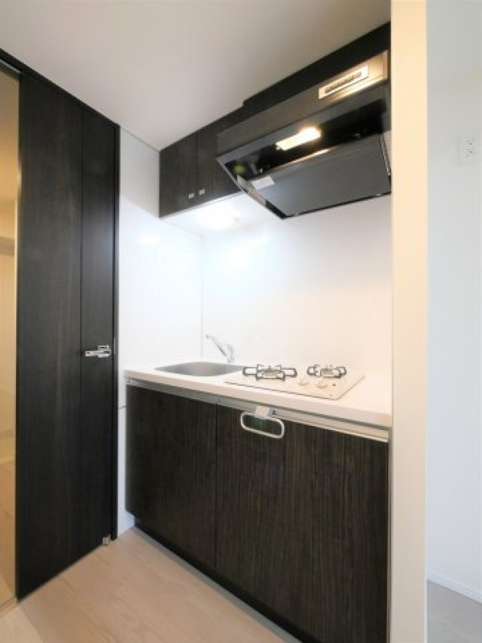 ２口のガスコンロが設置されています。