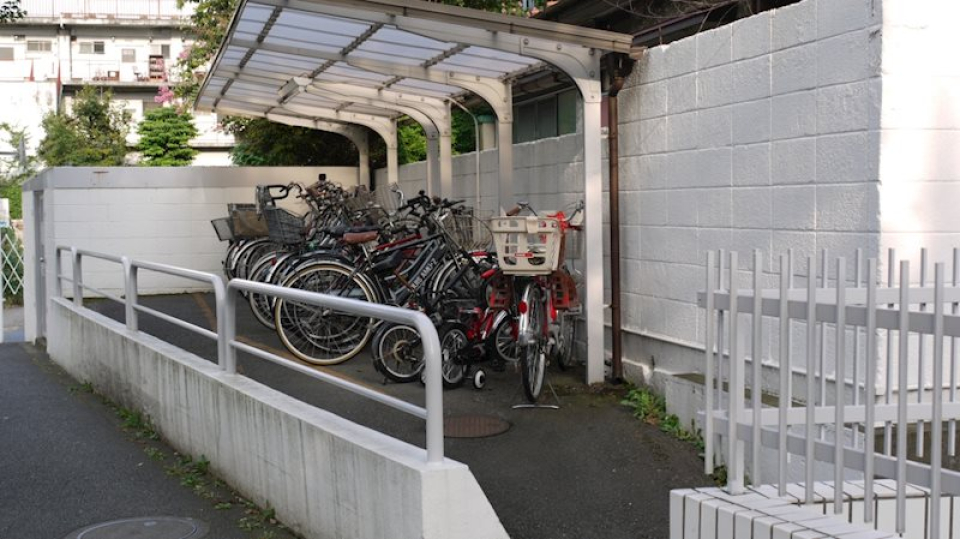 駐輪場。