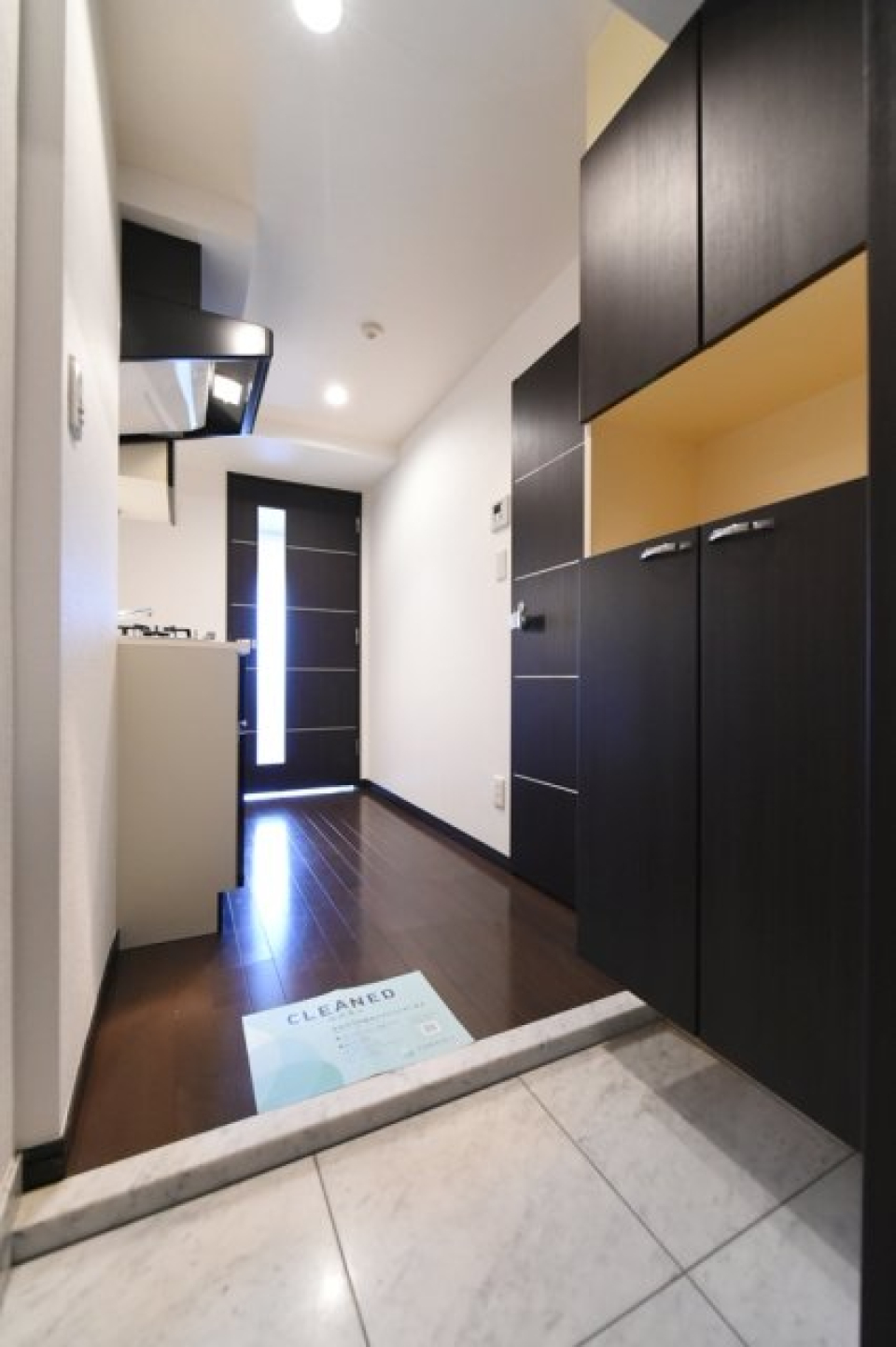 玄関からスタイリッシュ。