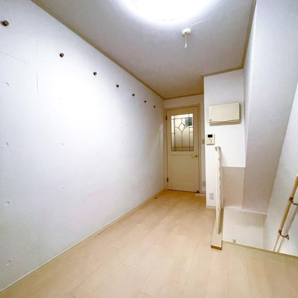 6.0帖の洋室です。