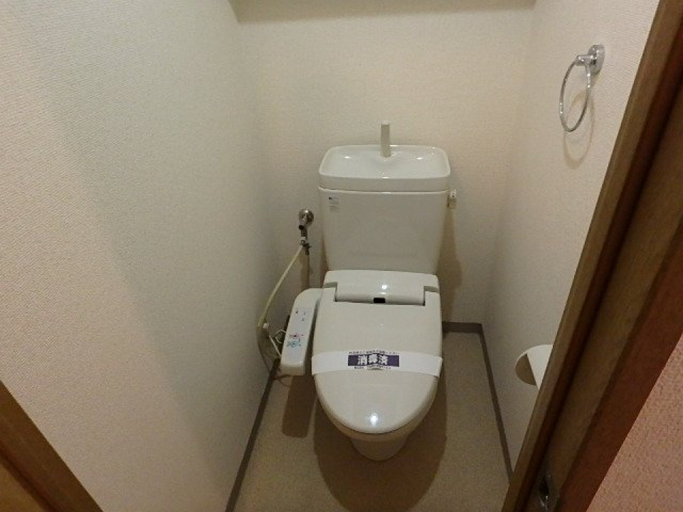 シンプルなトイレです。