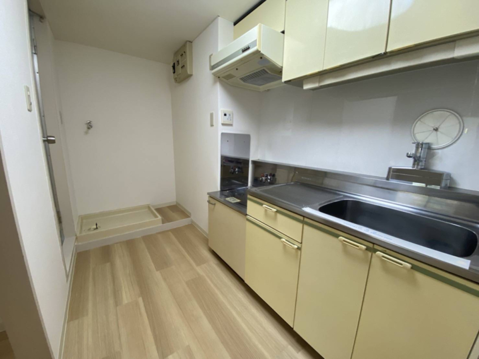 少し懐かしい感じのするキッチン。故郷を思い出しながらお料理するのもいいですね。