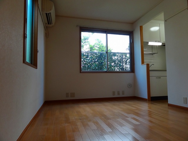 1K＋S(納戸)収納が期待できるお部屋。
※写真は同物件他のお部屋の様子です。