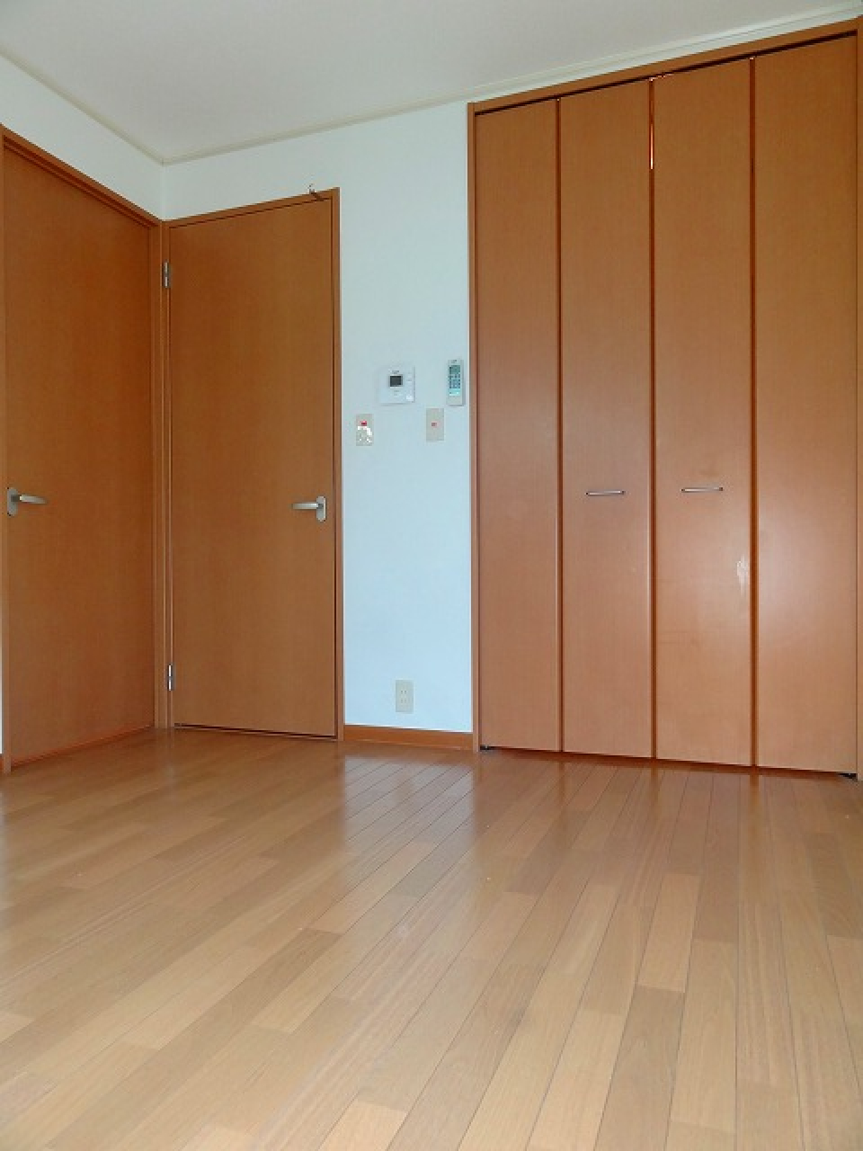 収納スペース
※写真は同物件他のお部屋の様子です。