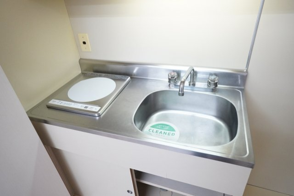 安心安全の1口IHコンロ！シンクが広々としているのが特徴です。