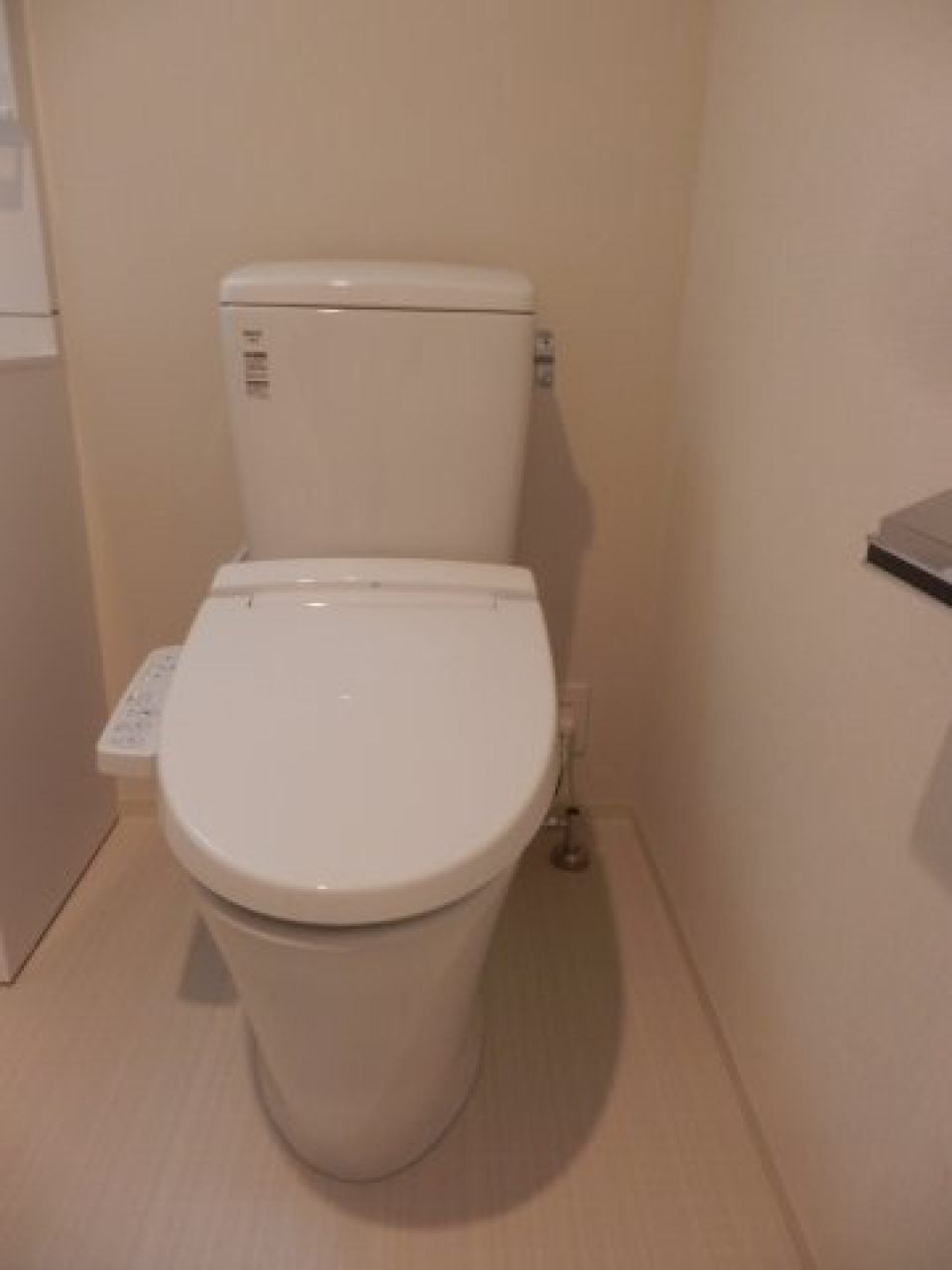 シンプルなトイレです。