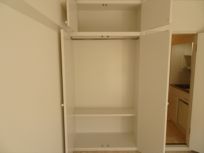 収納はセクション分けされています。